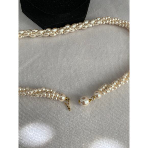 Faux Pearl Twisted Triple Strands Necklace Vintage 1990s Y2K - Picture 3 of 5